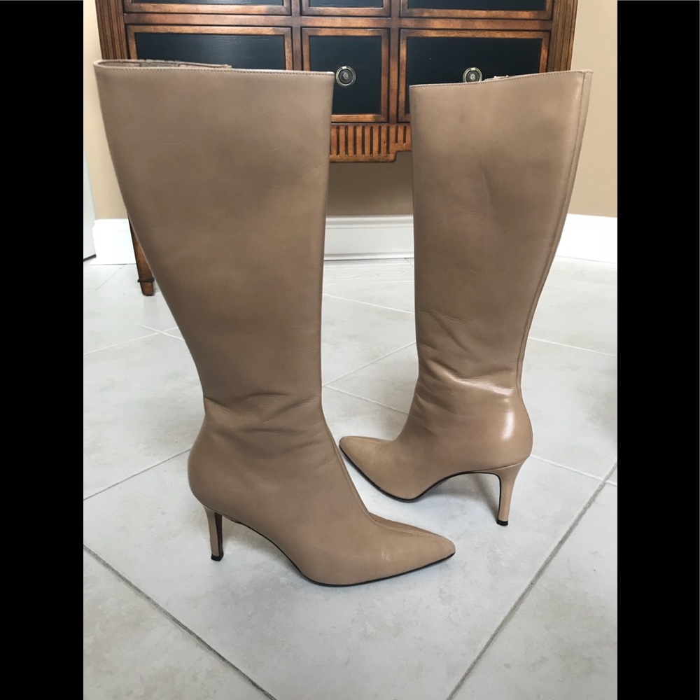 Ann Taylor Tan Heeled Boots